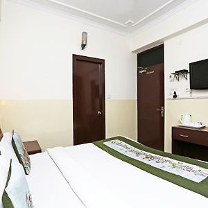 Oyo 9628 Hotel Fort